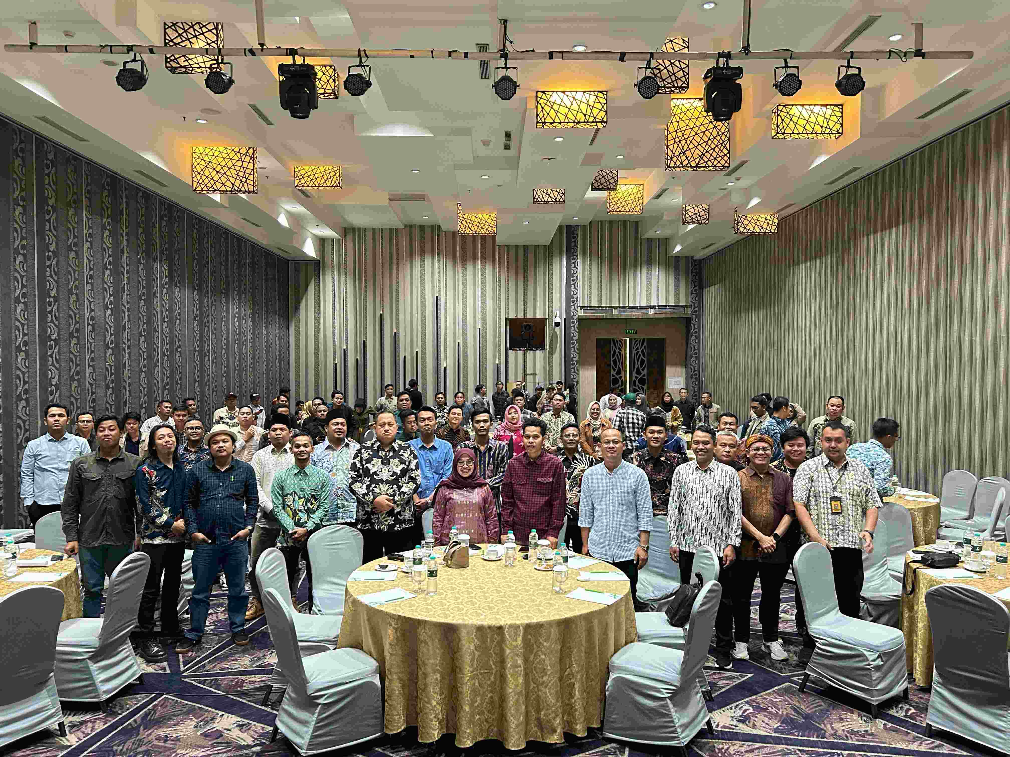 Rapat Evaluasi Pengelolaan Kehumasan