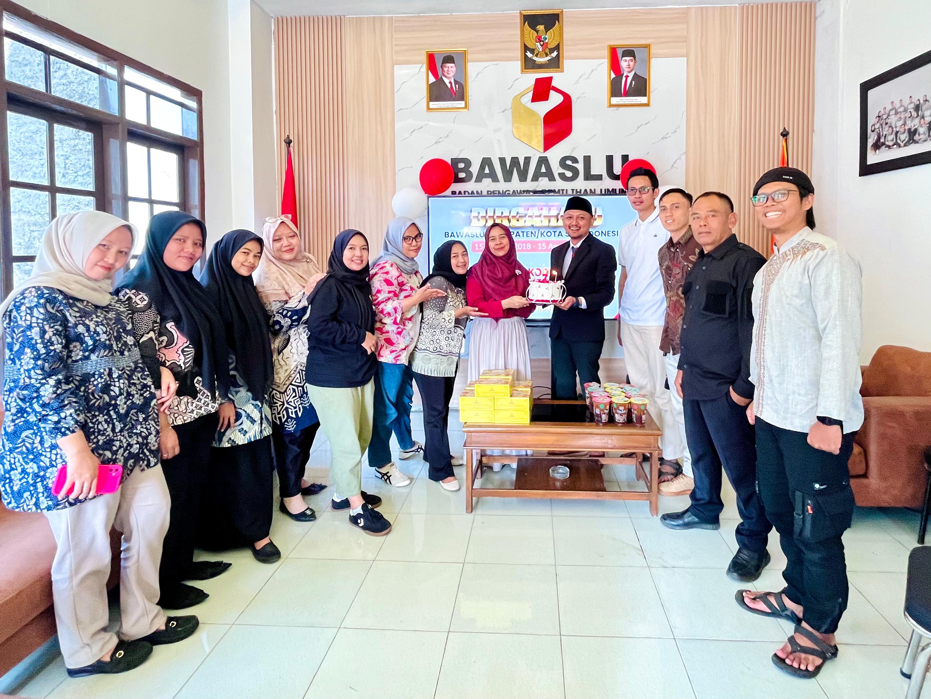 Tasyakuran HUT ke-7 Bawaslu KBB