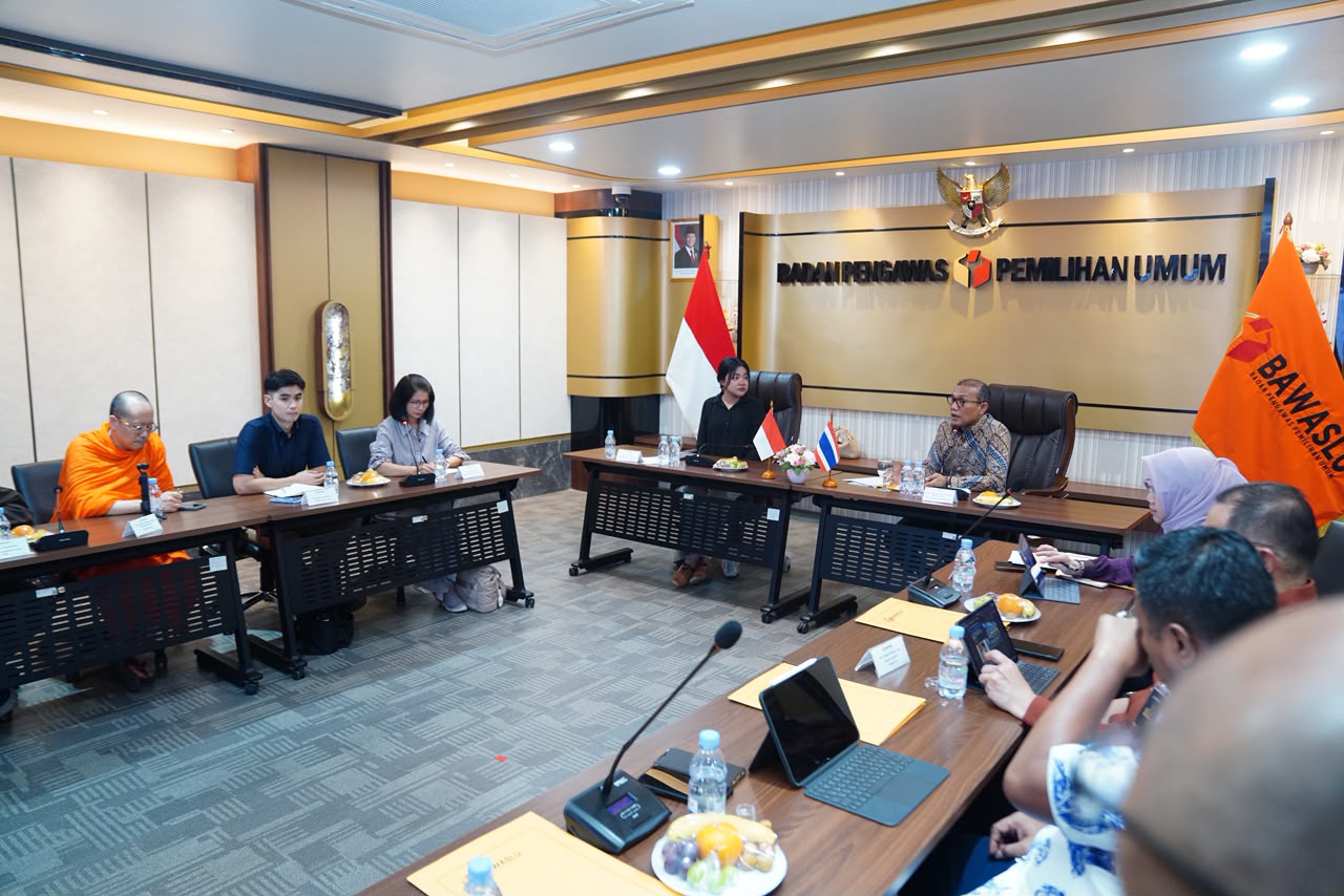 Bawaslu dan Daybreaker Network Thailand 