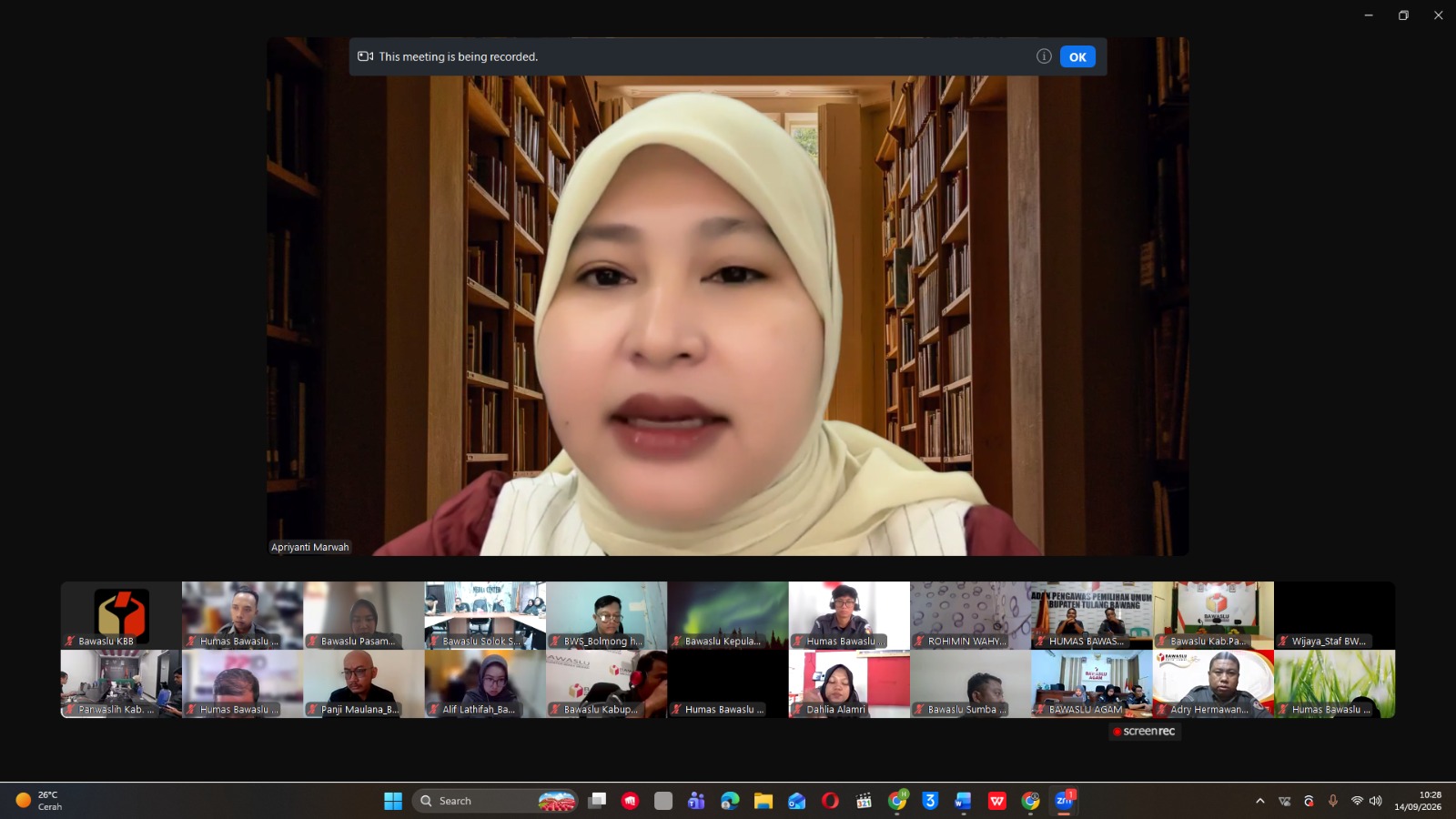 Apriyanti Rapat Humas