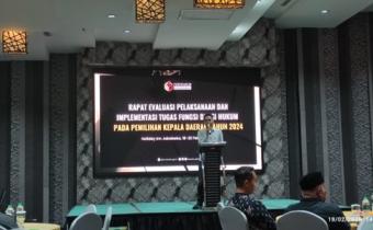 Rapat Evaluasi Tugas Fungsi Divisi Hukum