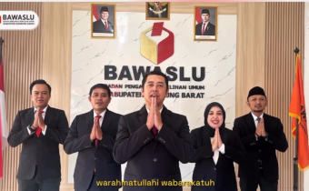 Komitmen Keterbukaan Informasi Publik